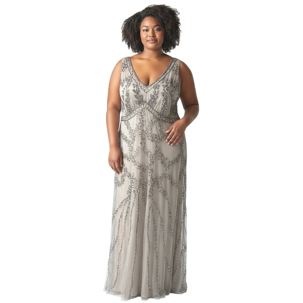 Adrianna Papell Plus Size 20W Beaded Sequin V-Neck Formal Evening Gown Taupe